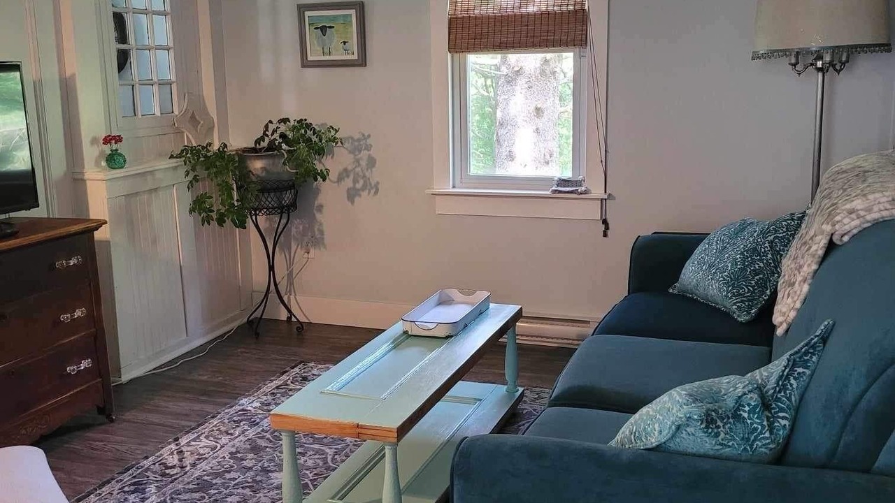 Photo of Livingroom in Keswick Ridge