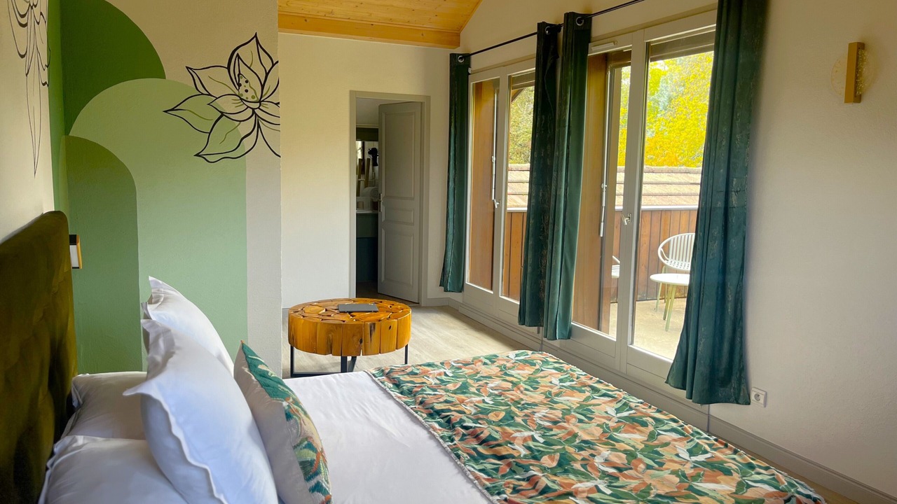 Photo of Bedroom in Cruseilles