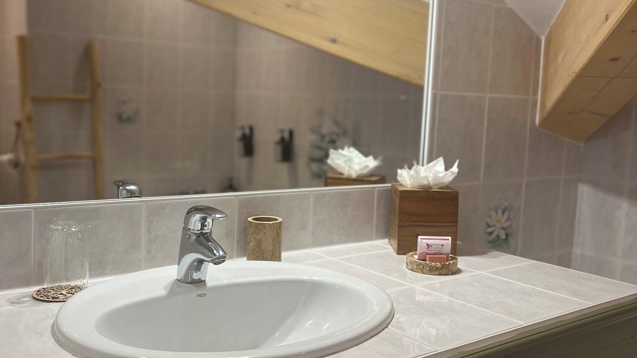 Photo of Bathroom in Cruseilles