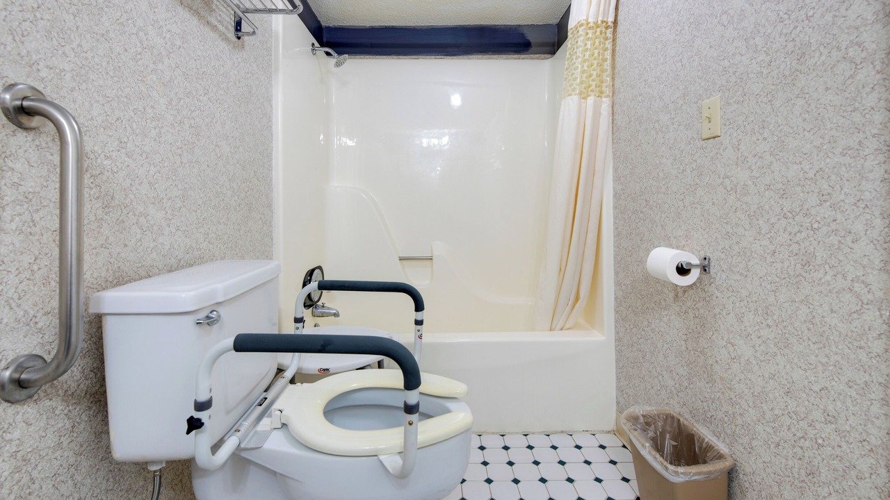 Photo of Bathroom in Mount Vernon