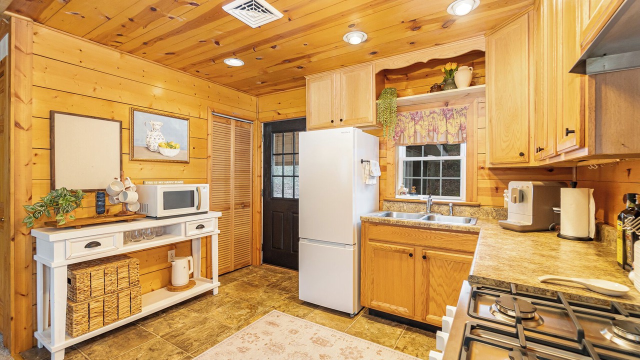 Photo of Kitchen in Biglerville