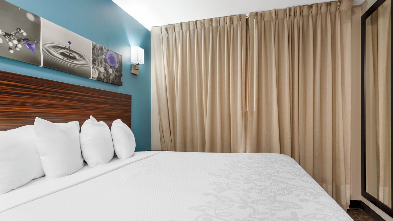 Photo of Bedroom in Greenwood