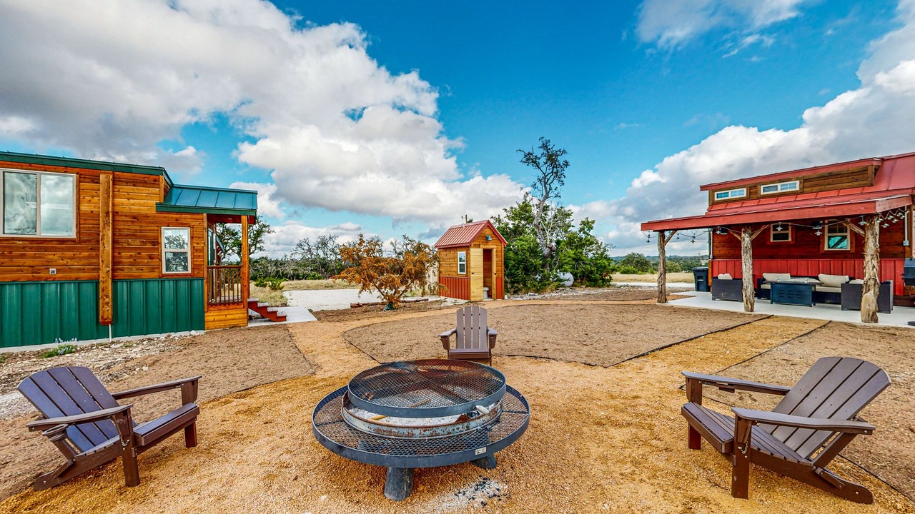 Photo of Outdoor in Harper