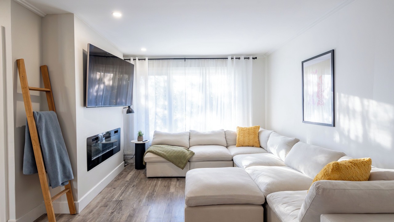 Photo of Livingroom in St. Catharines