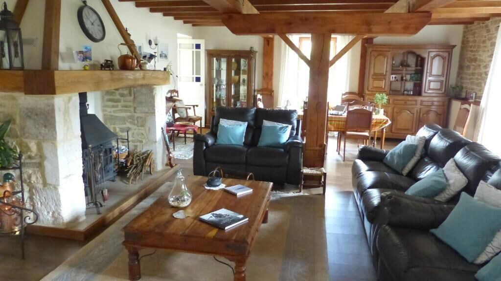 Photo of Livingroom in Saint-Juire-Champgillon