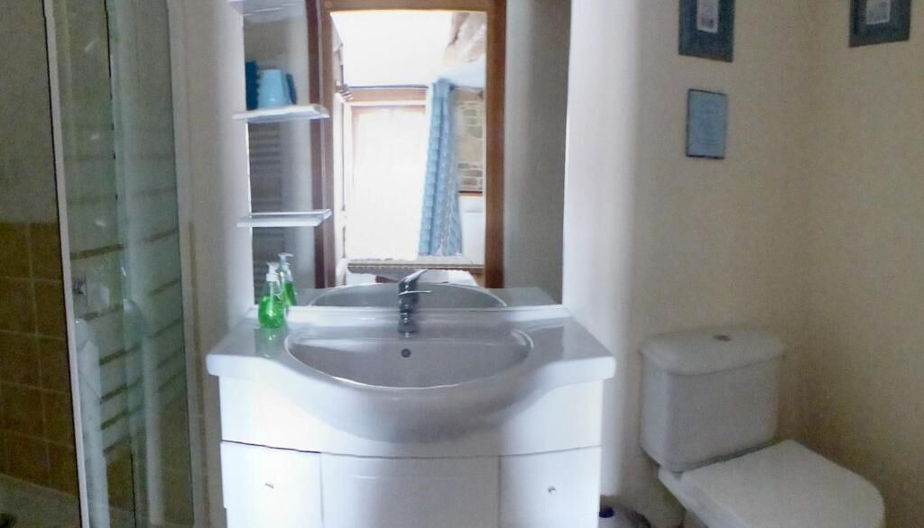 Photo of Bathroom in Saint-Juire-Champgillon