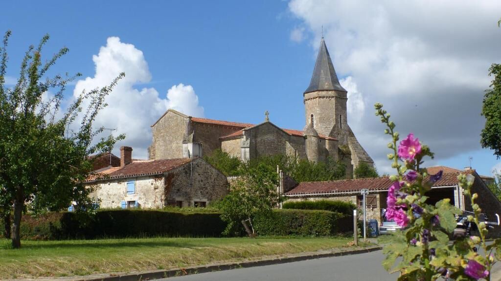 Photo of Others in Saint-Juire-Champgillon