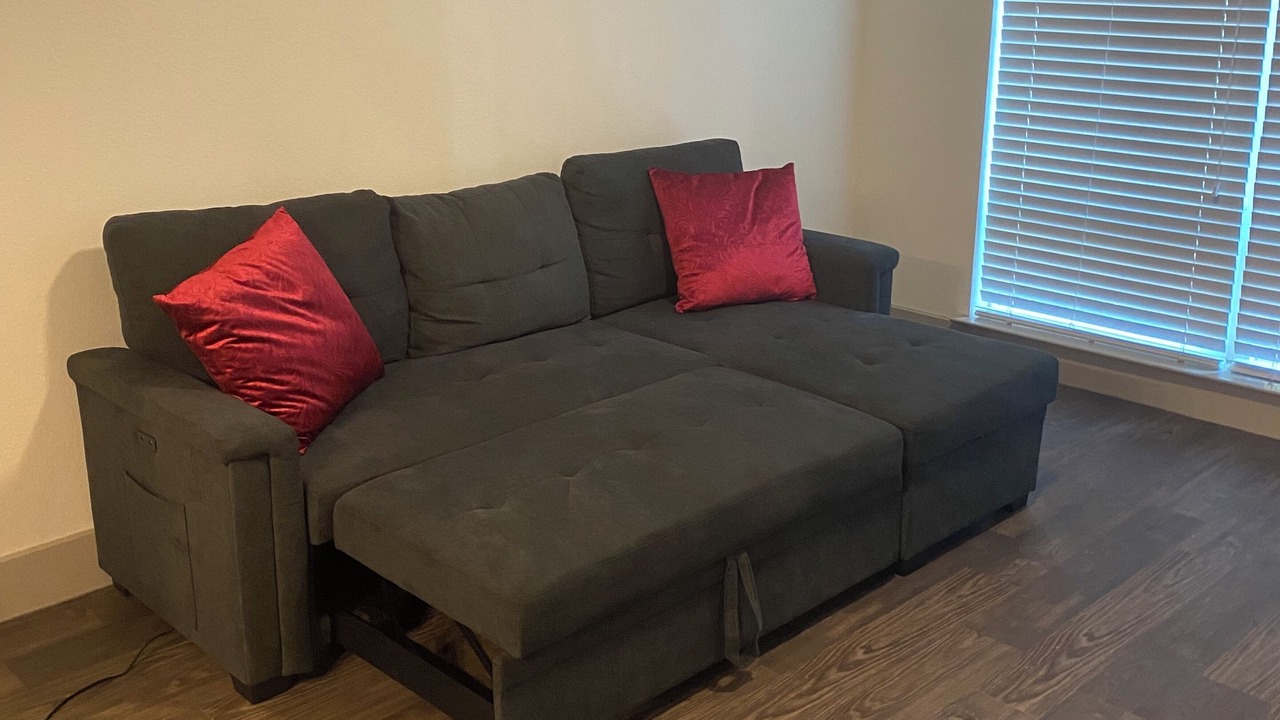 Photo of Livingroom in Addison