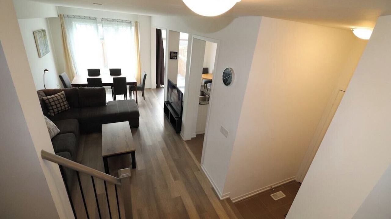 Photo of Livingroom in Newmarket
