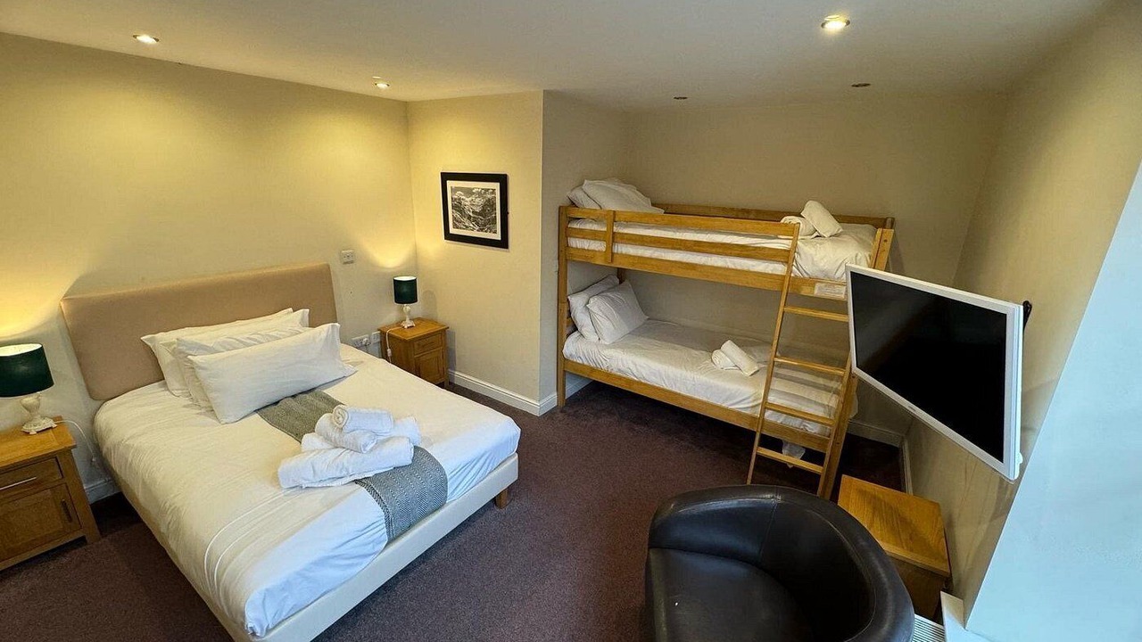 Photo of Bedroom in Hayfield