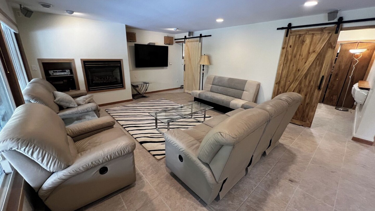 Photo of Livingroom in Port Franks