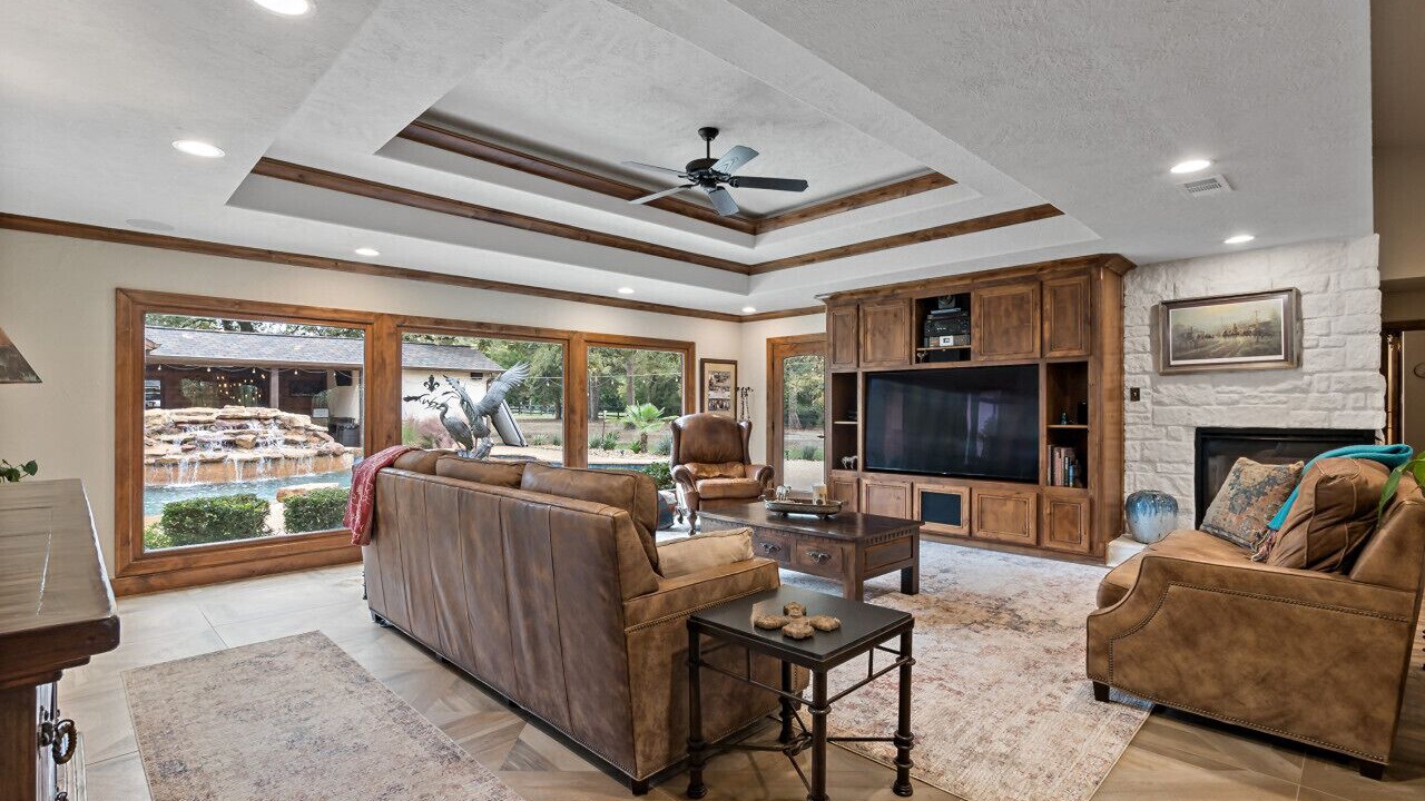 Photo of Livingroom in Hearne