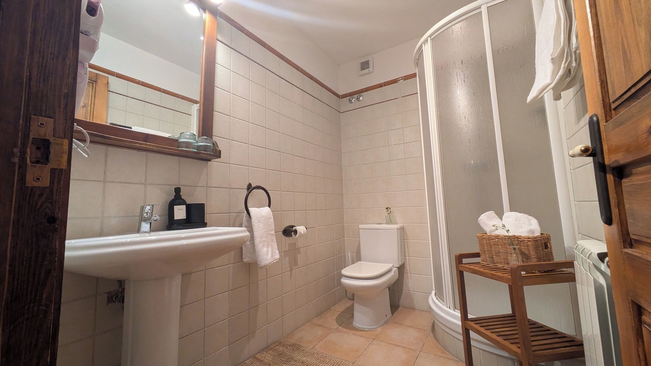 Photo of Bathroom in Escadarcs