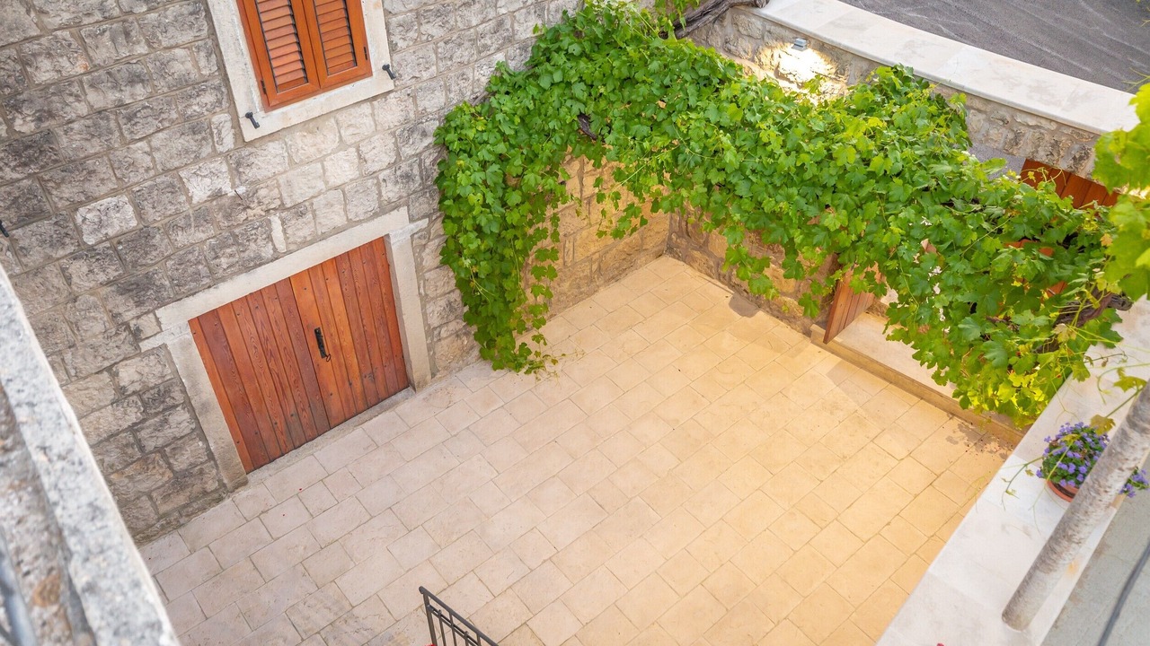 Photo of Outdoor in Popovici