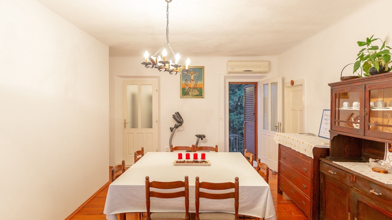 Photo of Livingroom in Popovici