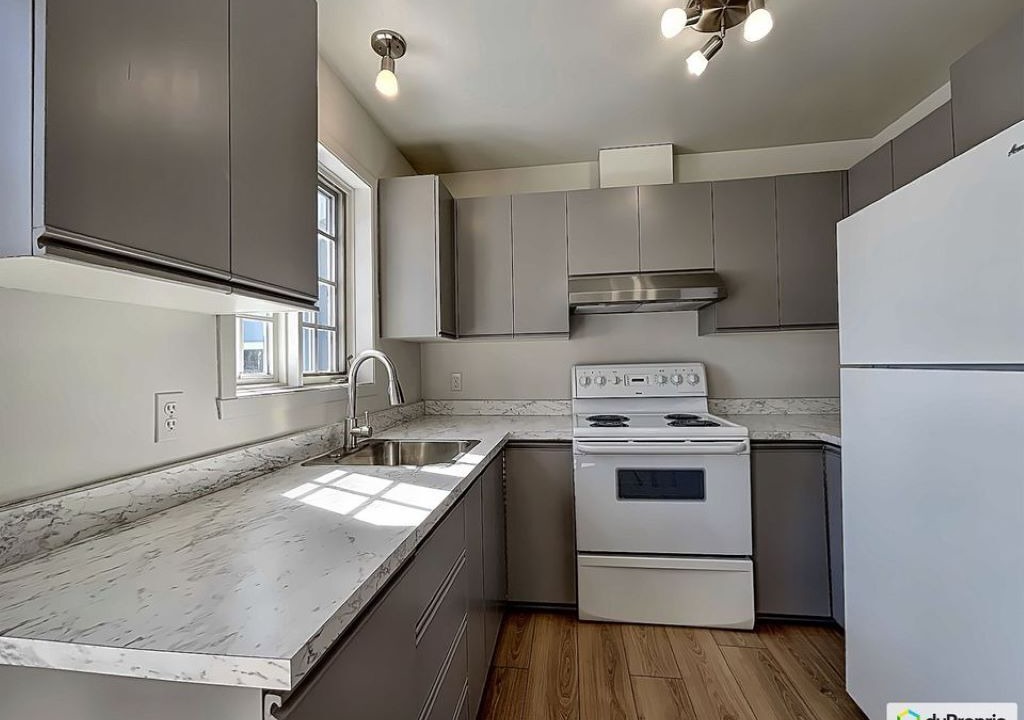Photo of Kitchen in Saint-Etienne-de-Lauzon