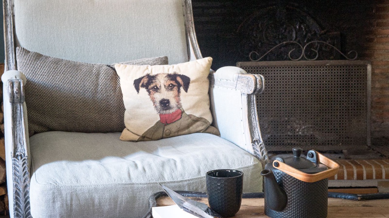 Photo of Others in Denee