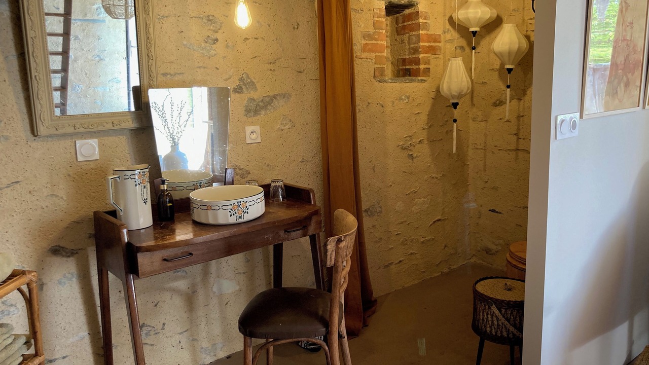 Photo of Outdoor in Denee