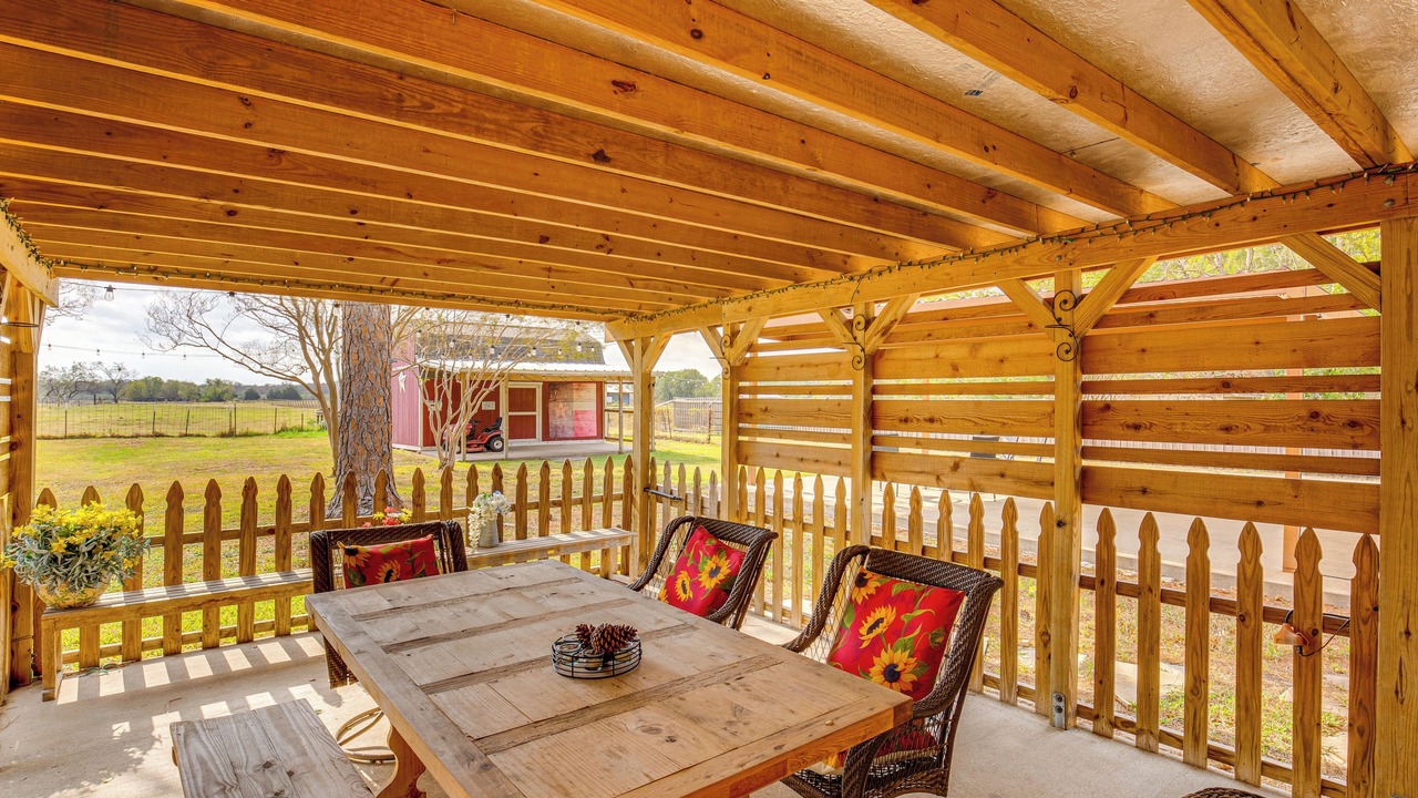 Photo of Outdoor in Corsicana
