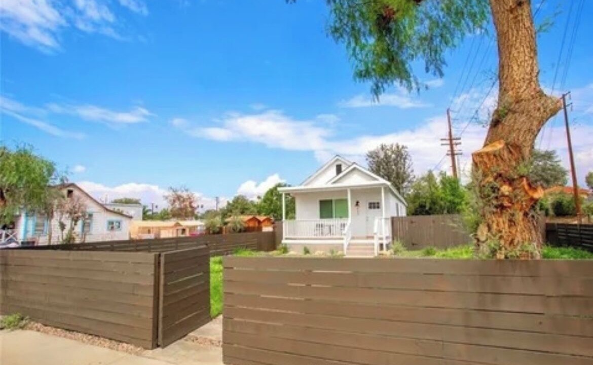 Photo of Outdoor in Downtown Redlands