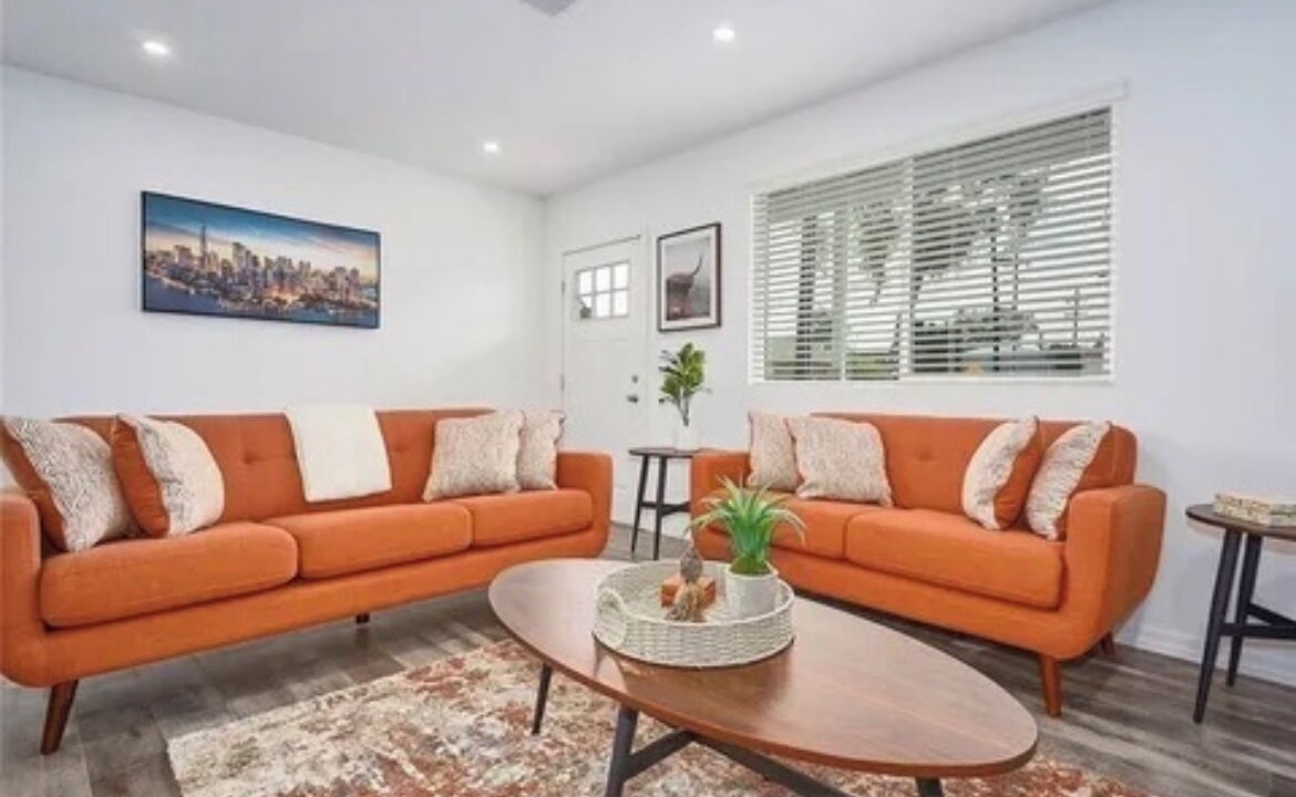Photo of Livingroom in Downtown Redlands