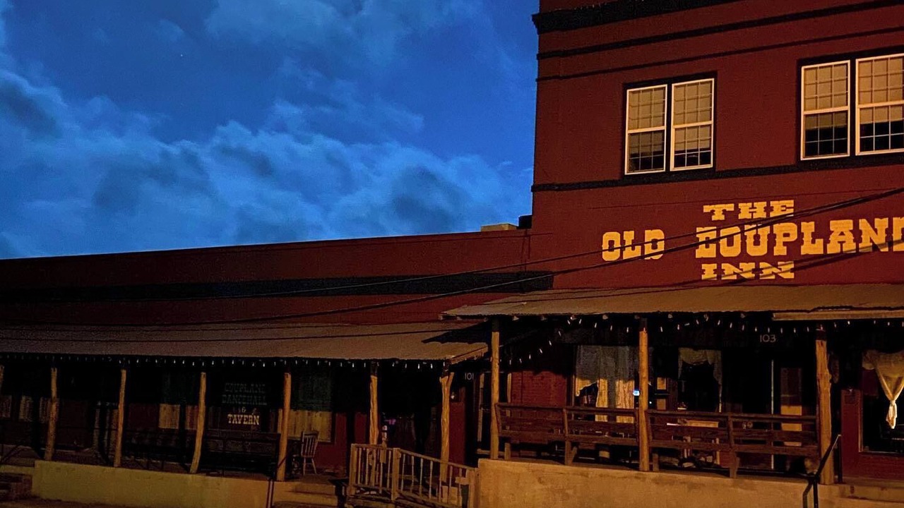 Photo of Outdoor in Coupland