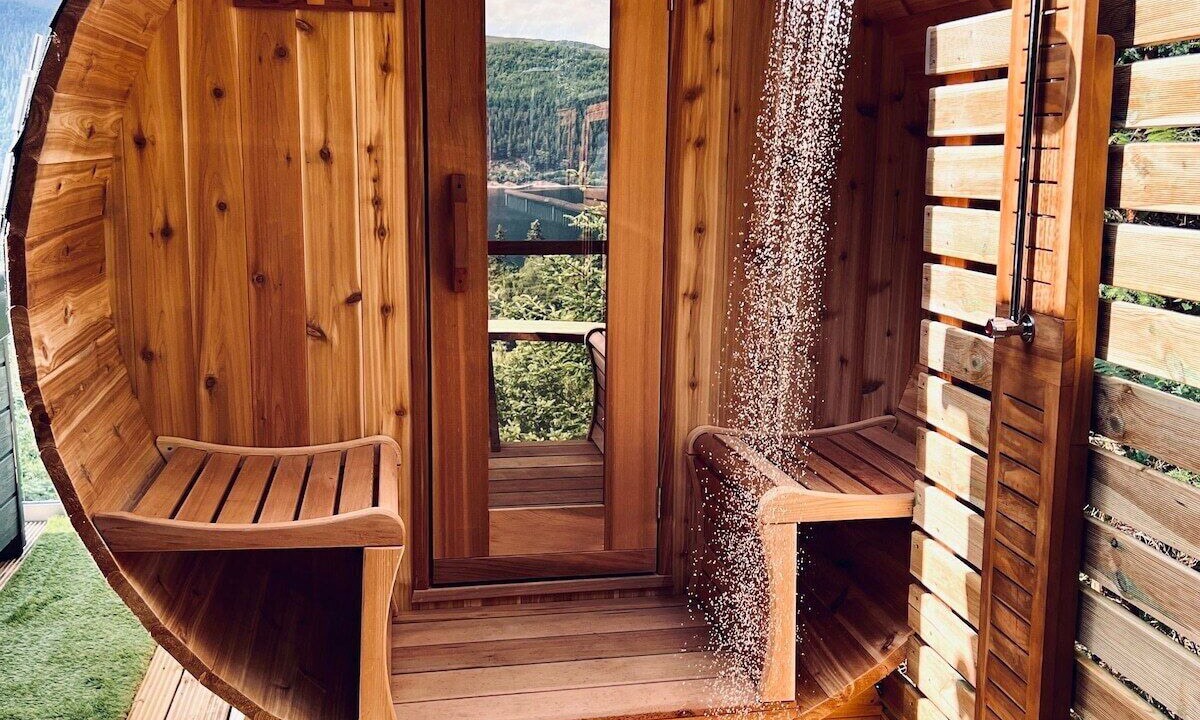 Photo of Bathroom in Foyers