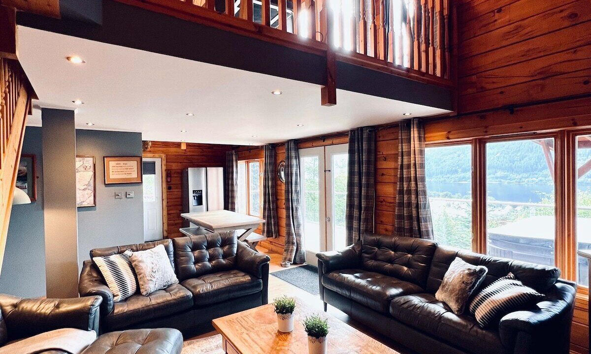 Photo of Bathroom in Foyers