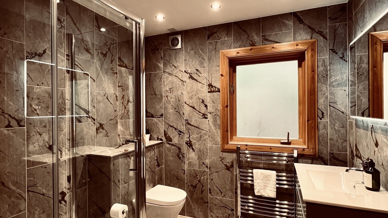 Photo of Bathroom in Foyers