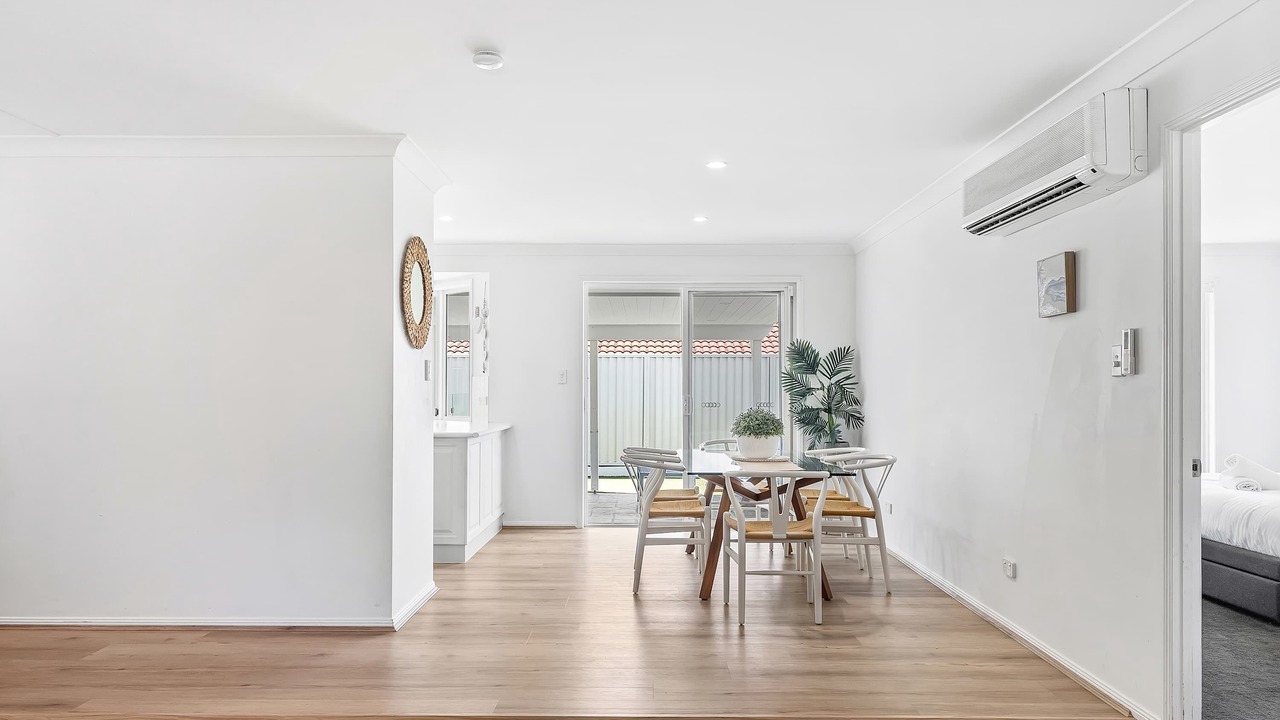 Photo of Others in Helensvale