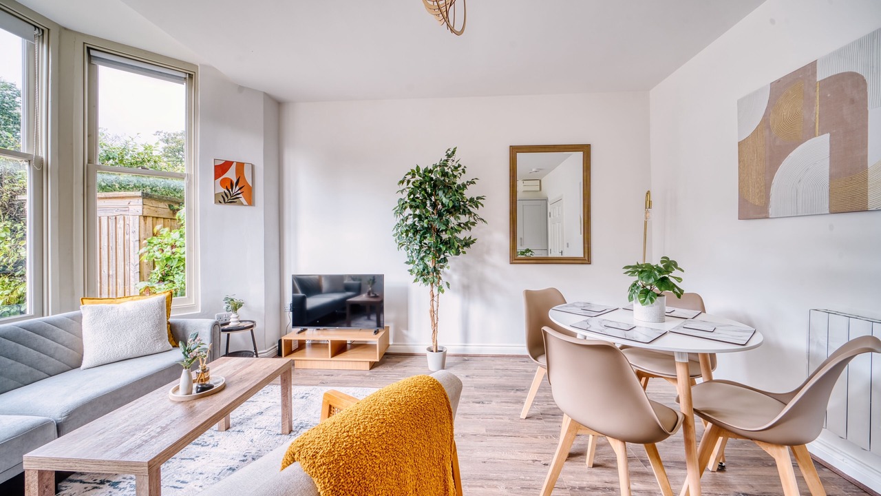 Photo of Livingroom in Cathays