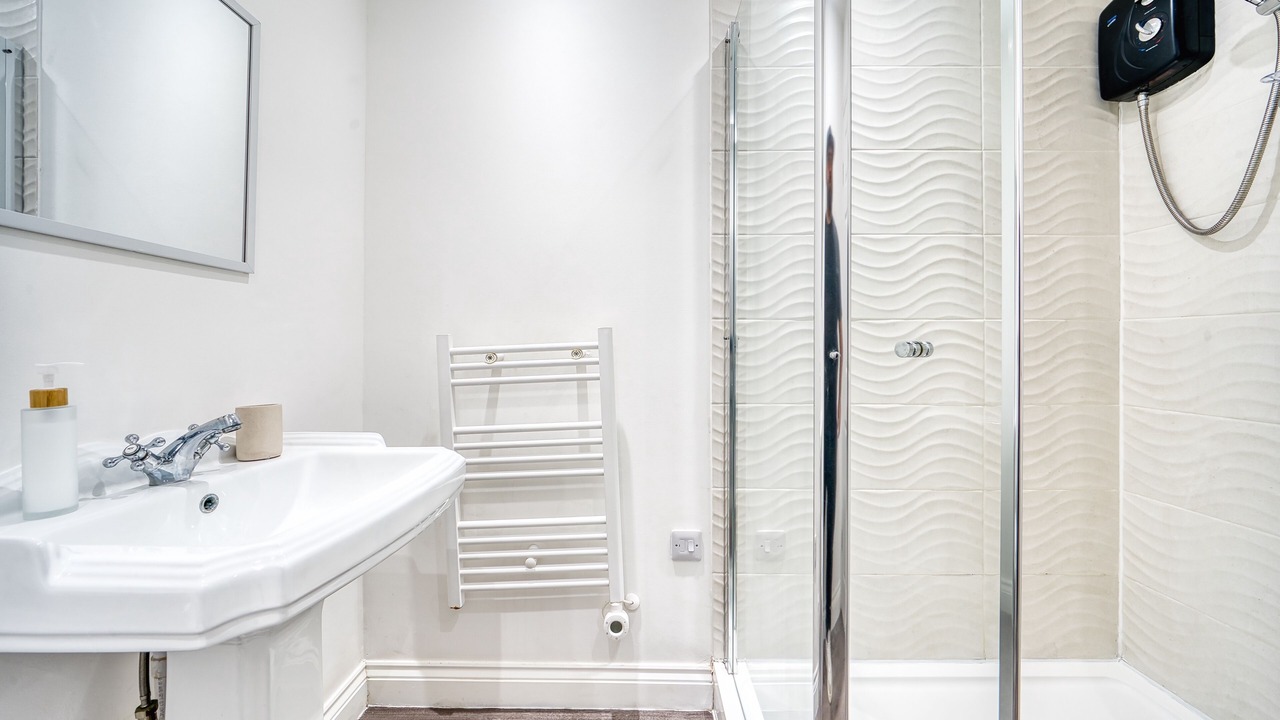 Photo of Bathroom in Cathays