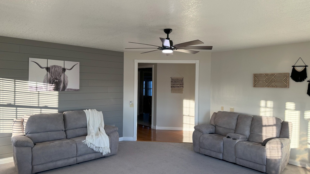 Photo of Livingroom in Odon