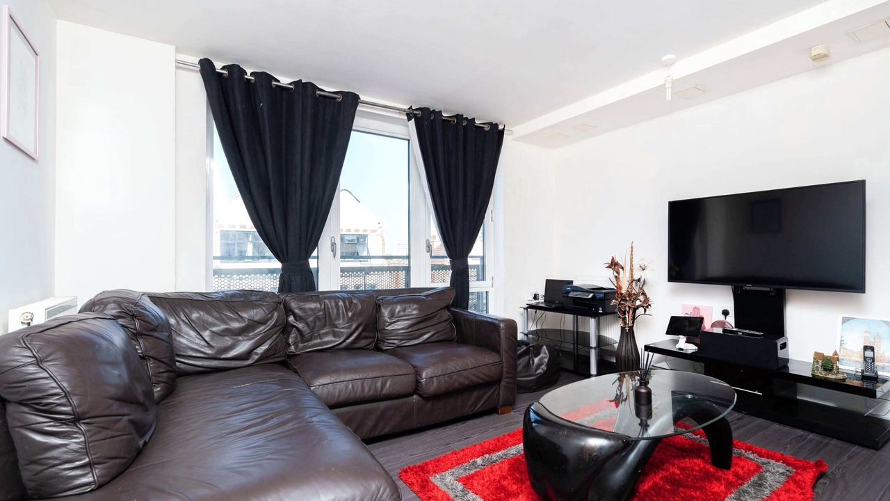 Photo of Others in Broad Green