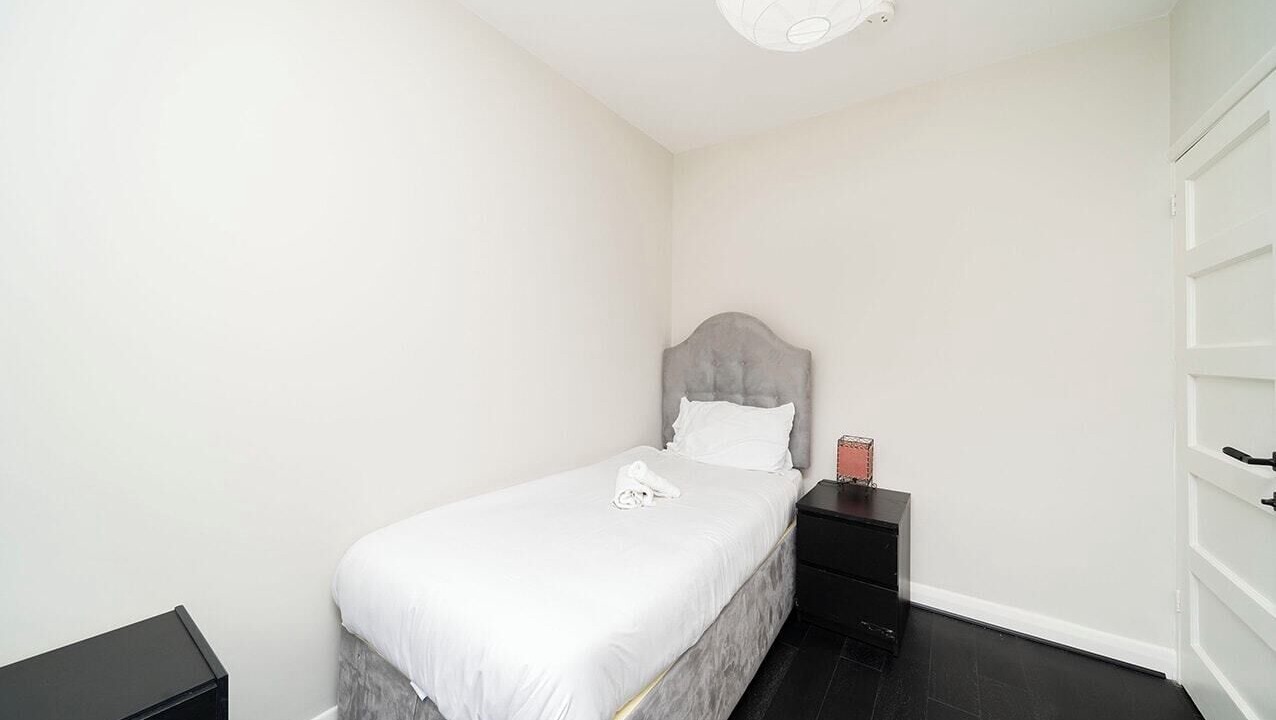 Photo of Others in Upper Edmonton