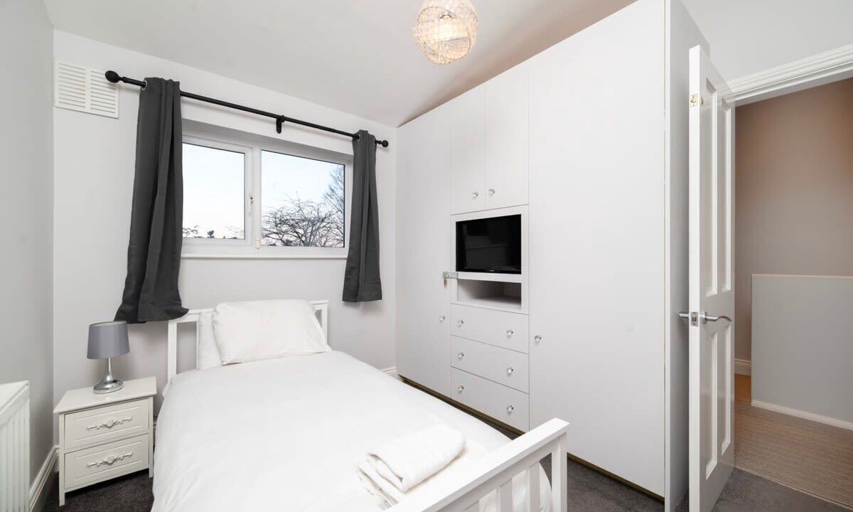 Photo of Others in Ickenham