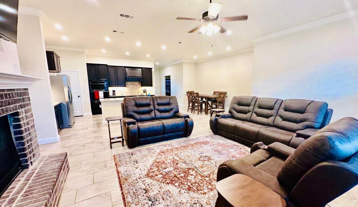 Photo of Livingroom in Midland