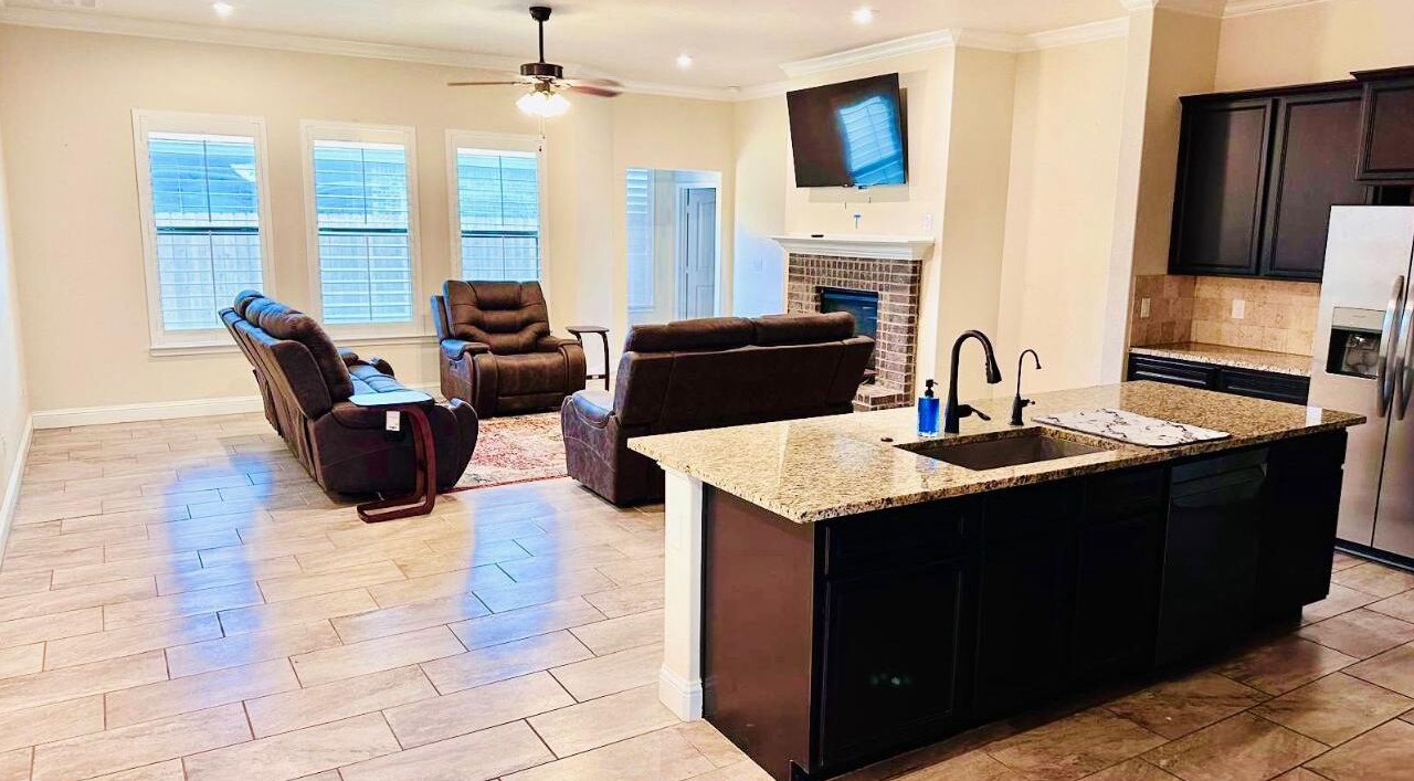 Photo of Livingroom in Midland