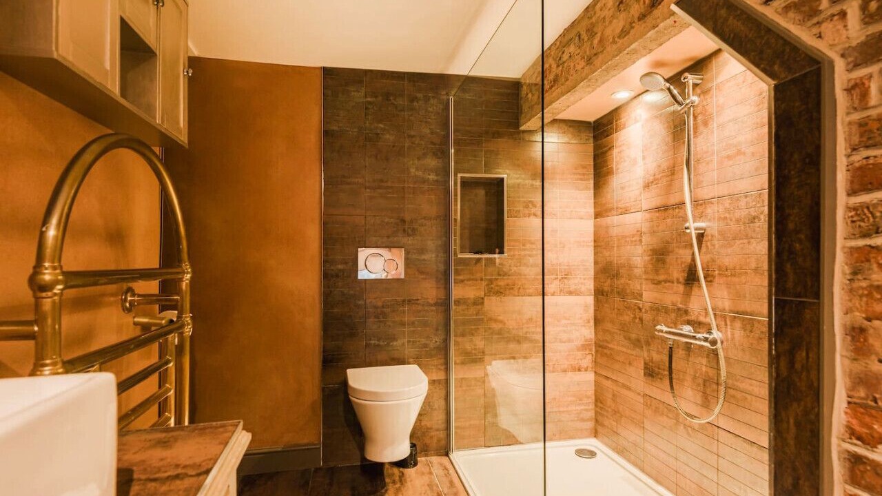 Photo of Others in Knutsford