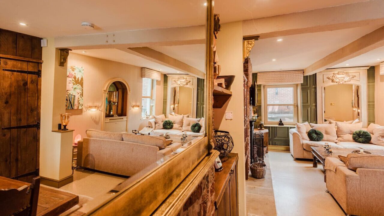 Photo of Others in Knutsford