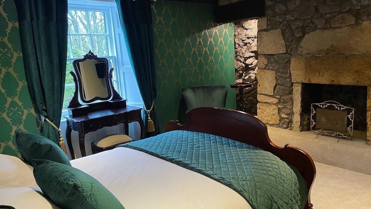 Photo of Bedroom in Glendevon