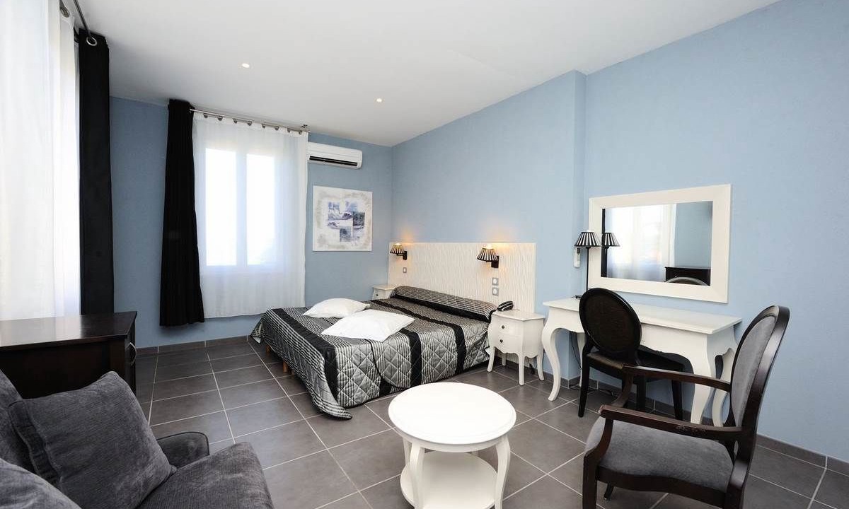 Photo of Bedroom in L'Ile-Rousse
