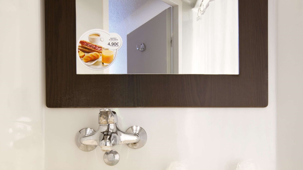 Photo of Others in Moneteau