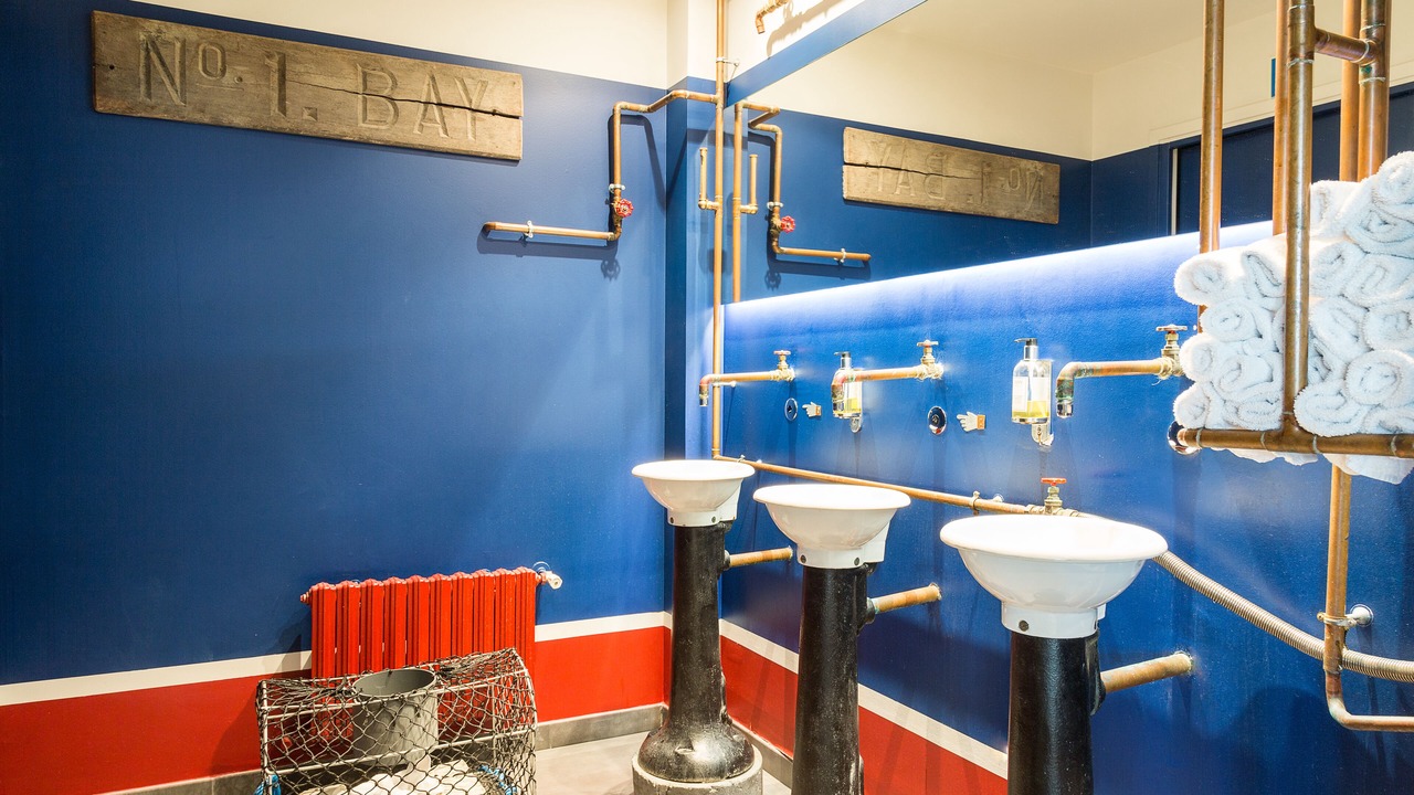 Photo of Bathroom in Parame