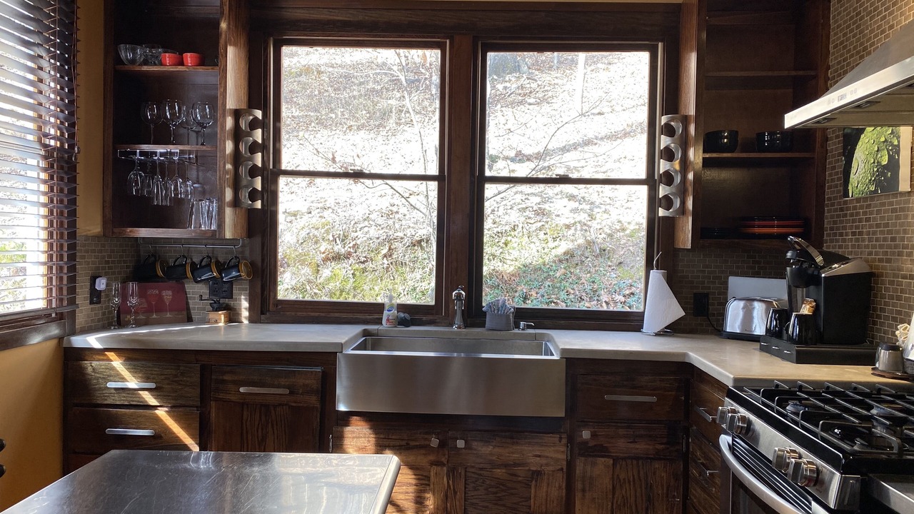 Photo of Livingroom in Eureka Springs Historic District