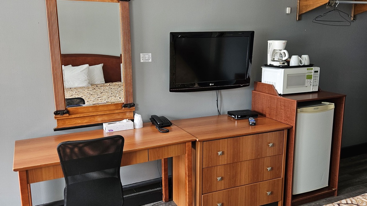 Photo of Bedroom in Mount Forest