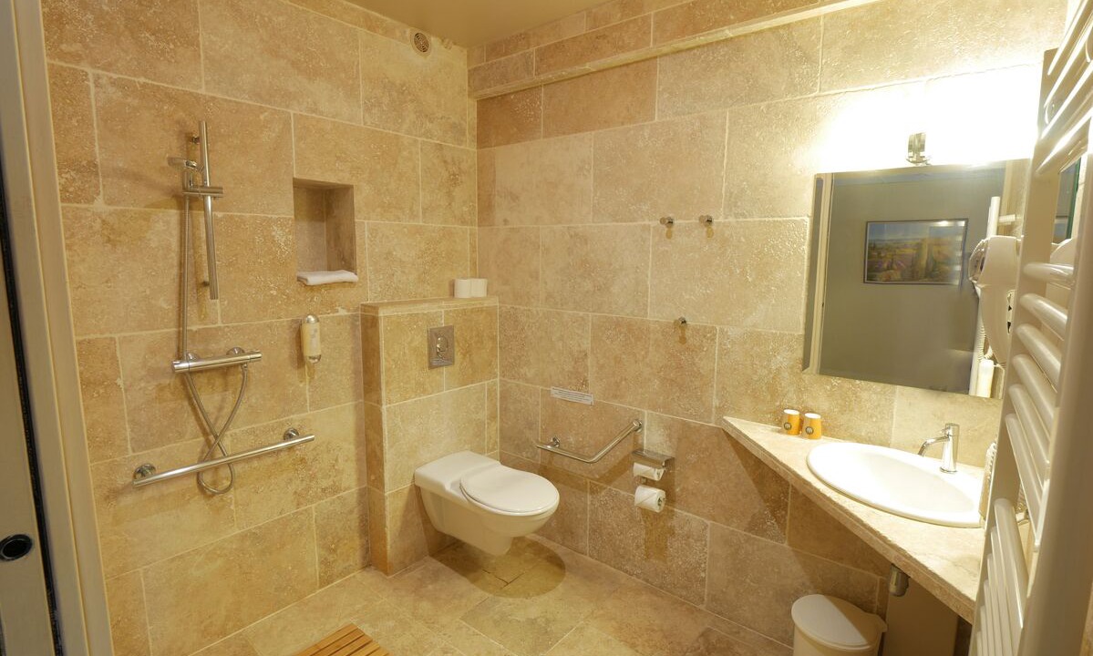 Photo of Bathroom in Apt