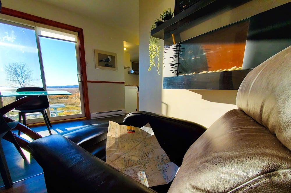 Photo of Livingroom in Ste Anne de Beaupre