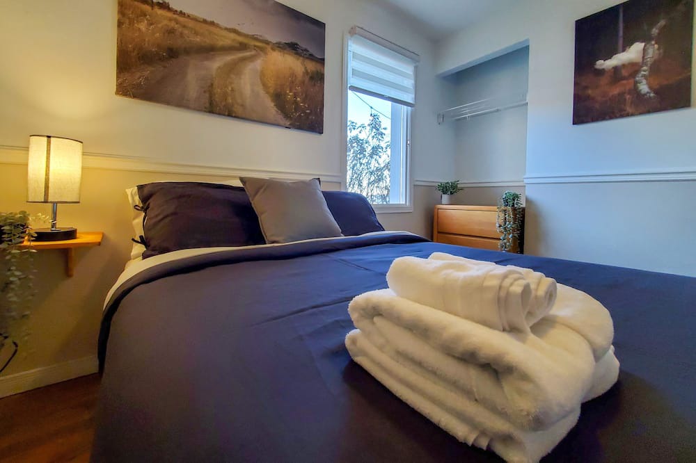 Photo of Bedroom in Ste Anne de Beaupre