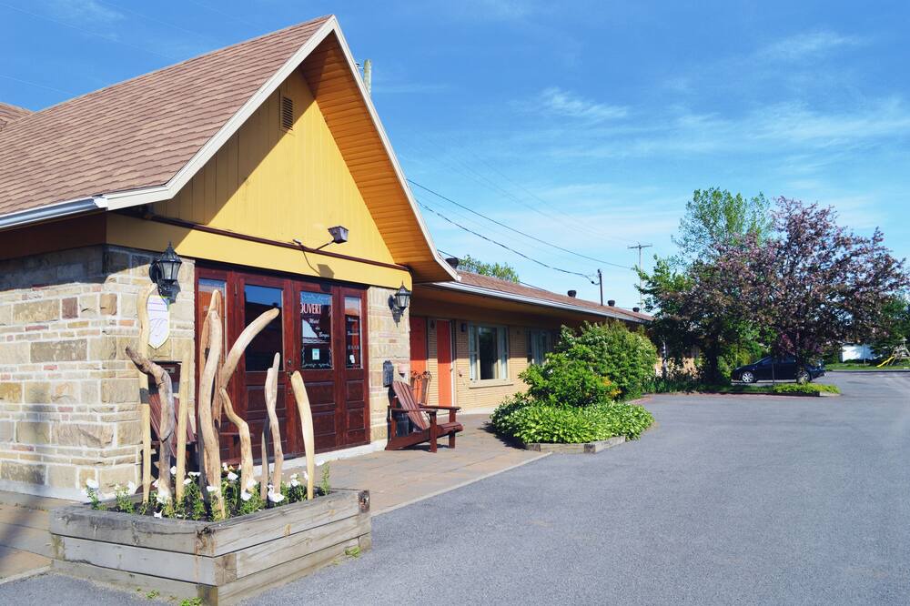 Photo of Outdoor in Ste Anne de Beaupre